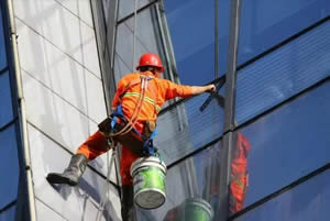 茂名蜘蛛人幕墙清洗